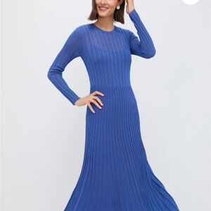 Elegant Blue Knit Dress